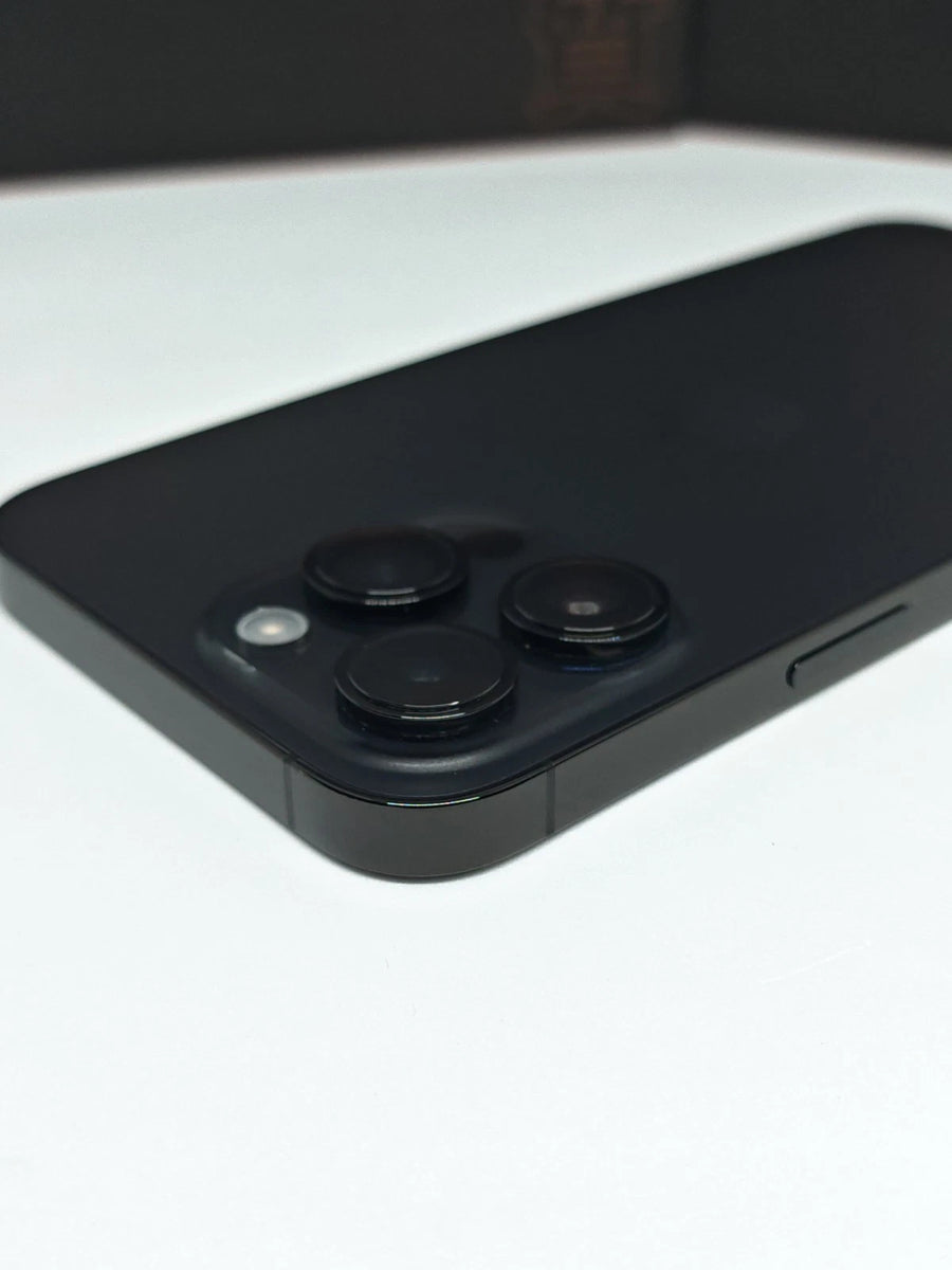 Exact condition photograph of this iPhone