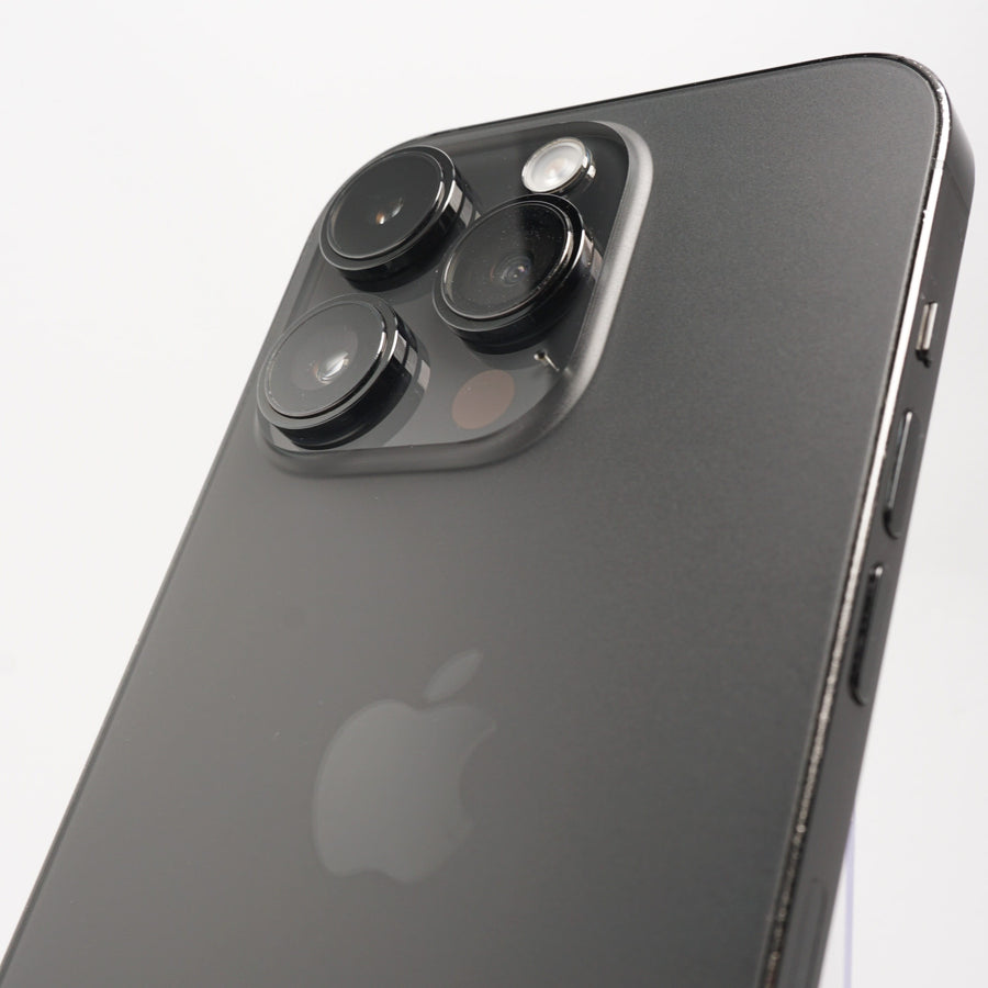 Exact condition photograph of this iPhone