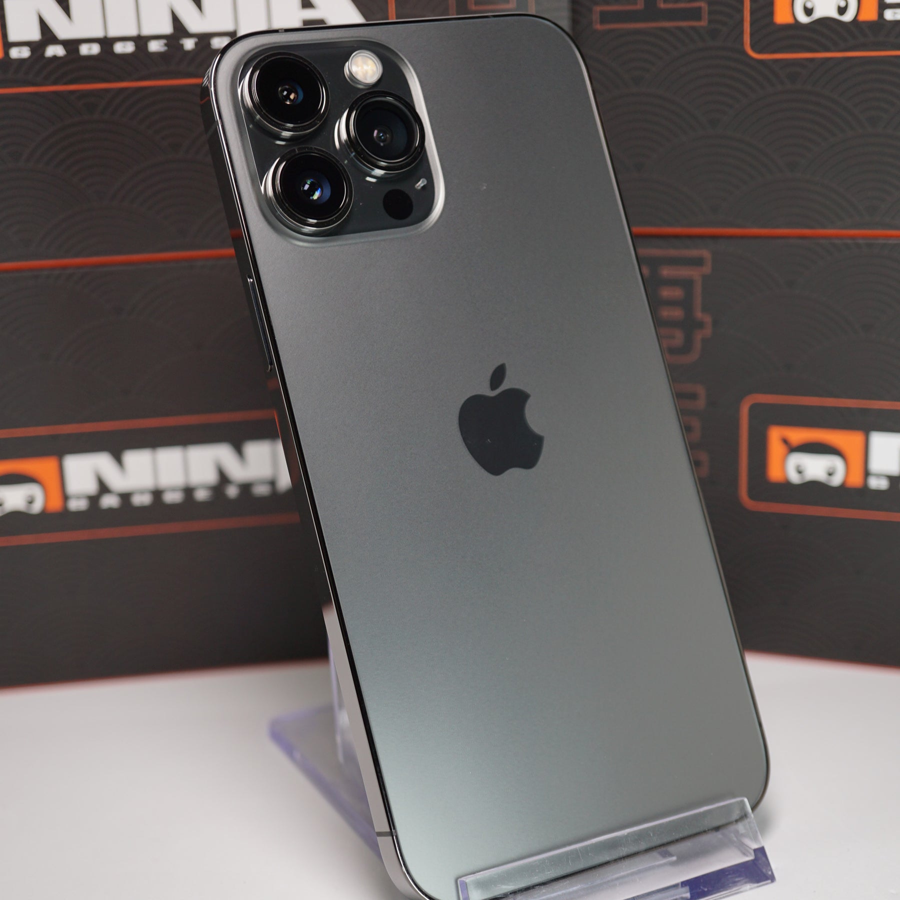 Enlarged photograph of Apple iPhone 13 Pro Max 256GB Graphite